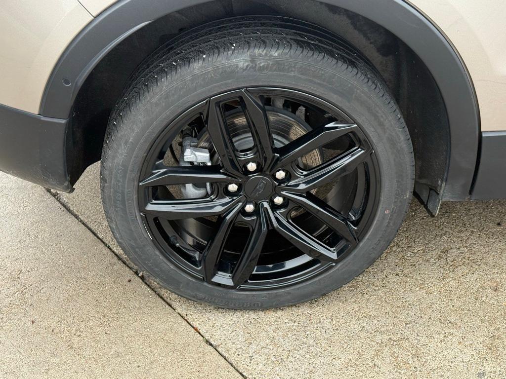 used 2023 Cadillac XT4 car, priced at $29,979