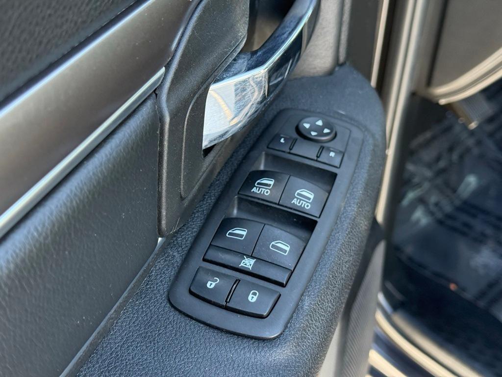 used 2024 Ram 1500 Classic car, priced at $28,989