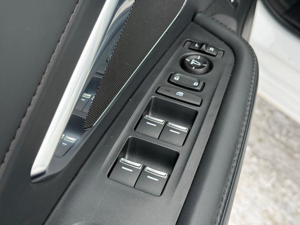 used 2021 Acura RDX car, priced at $26,715