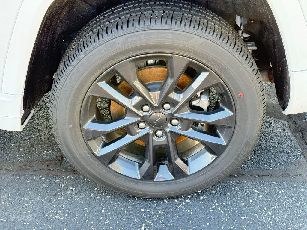 new 2026 Jeep Grand Cherokee L car