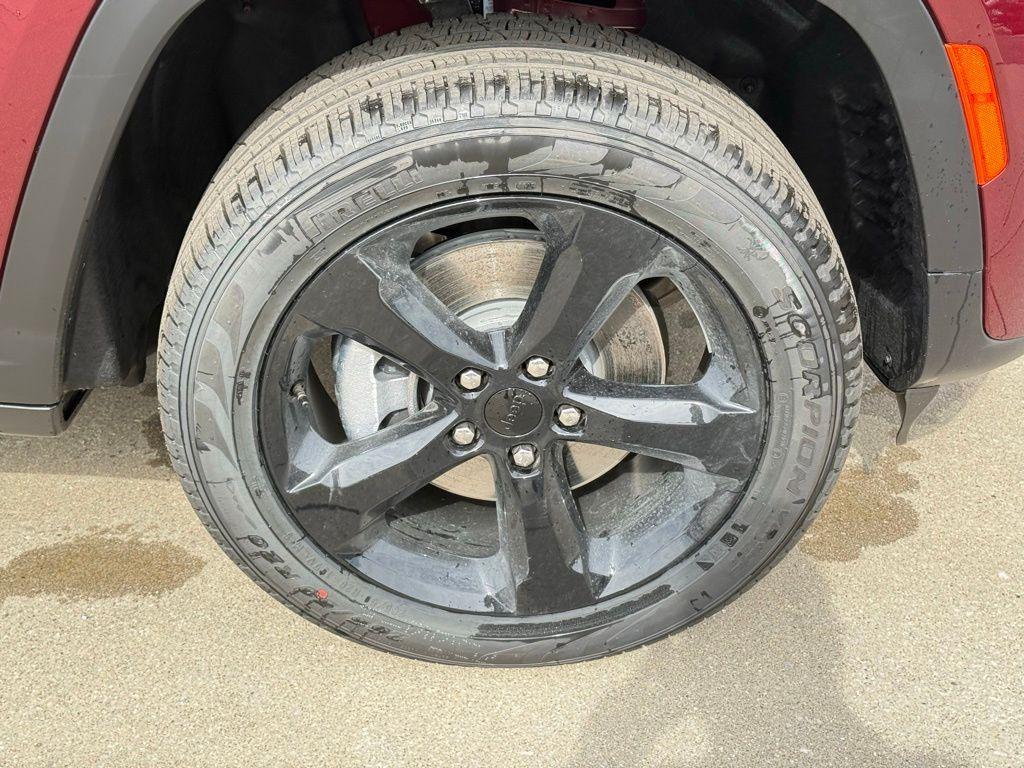 new 2026 Jeep Grand Cherokee L car, priced at $50,135