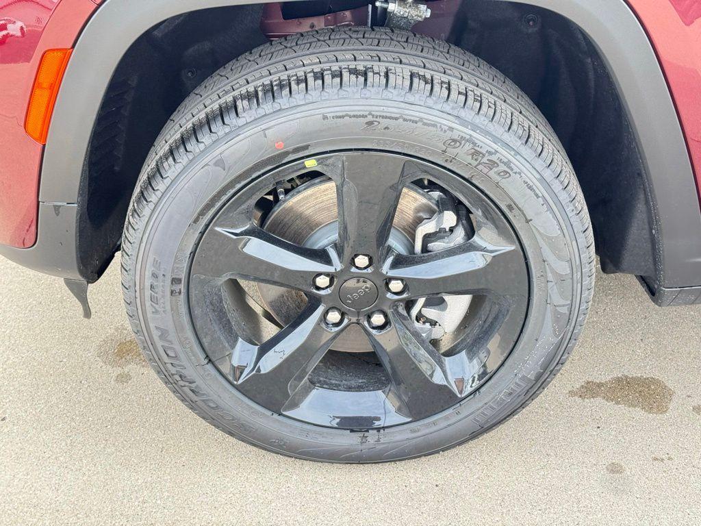 new 2026 Jeep Grand Cherokee L car, priced at $50,135