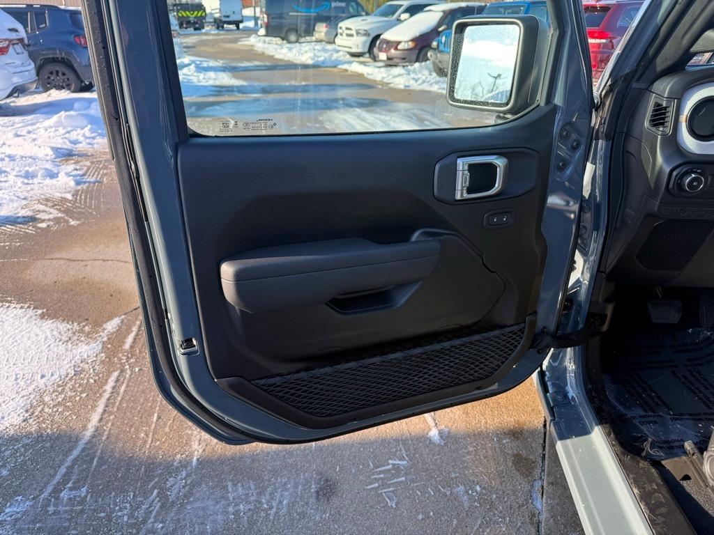 new 2026 Jeep Wrangler car, priced at $47,747