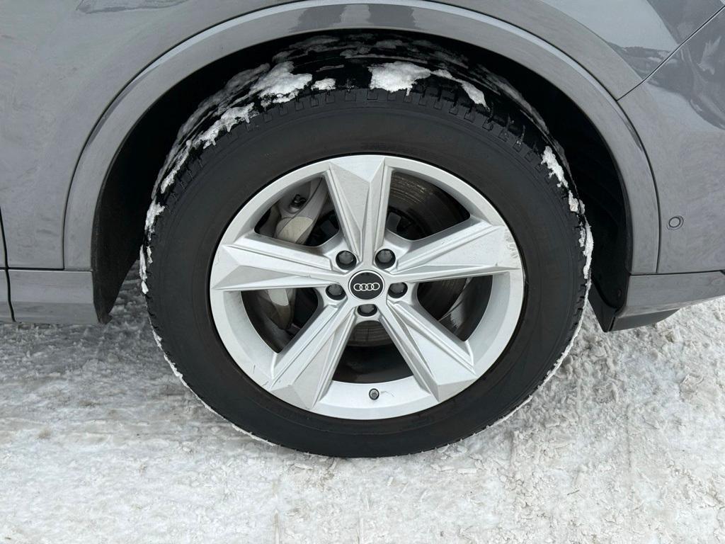 used 2022 Audi Q7 car, priced at $30,885