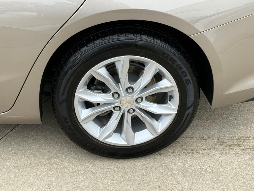 used 2024 Chevrolet Malibu car, priced at $17,609