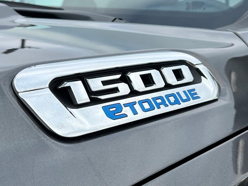 new 2025 Ram 1500 car, priced at $50,095