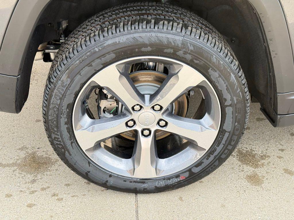new 2026 Jeep Grand Cherokee car, priced at $51,145