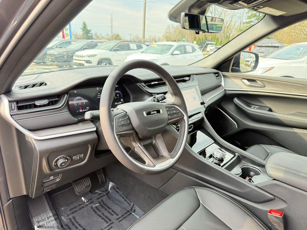 new 2026 Jeep Grand Cherokee car, priced at $51,145