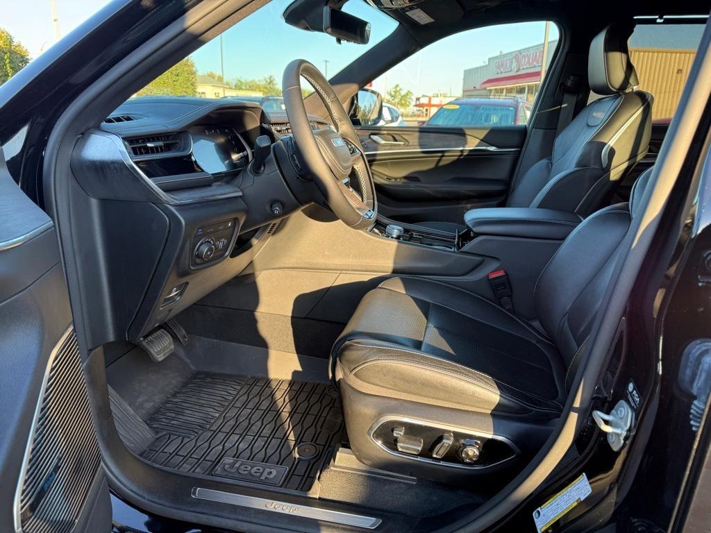 used 2023 Jeep Grand Cherokee 4xe car, priced at $33,725