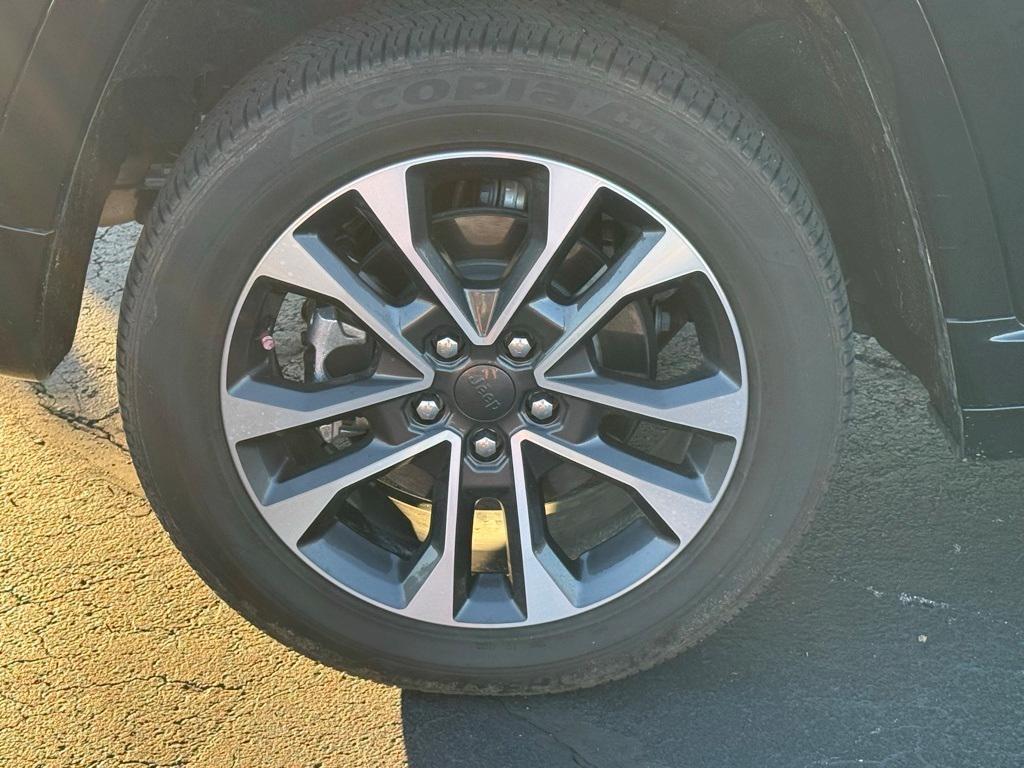 used 2023 Jeep Grand Cherokee 4xe car, priced at $33,725