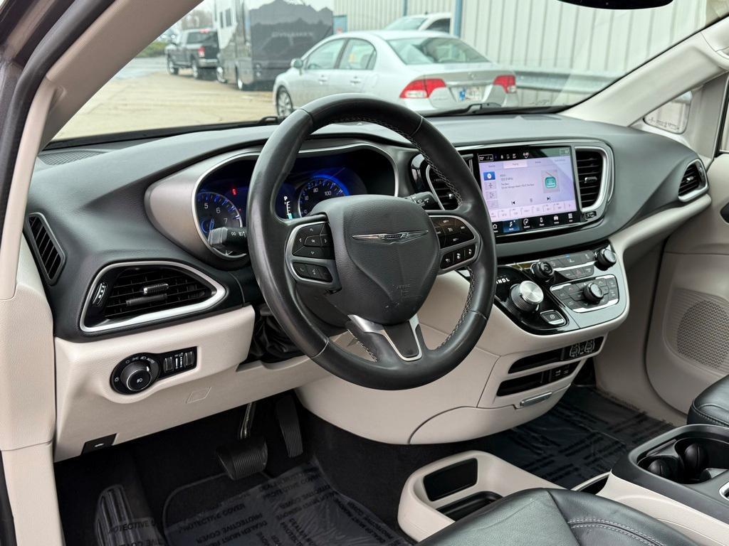 used 2022 Chrysler Pacifica car, priced at $23,981