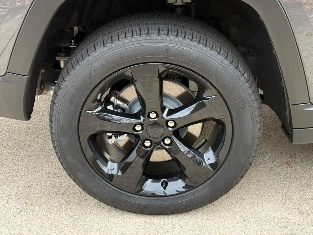 new 2025 Jeep Grand Cherokee L car, priced at $47,235