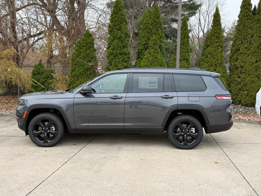 new 2025 Jeep Grand Cherokee L car, priced at $47,235