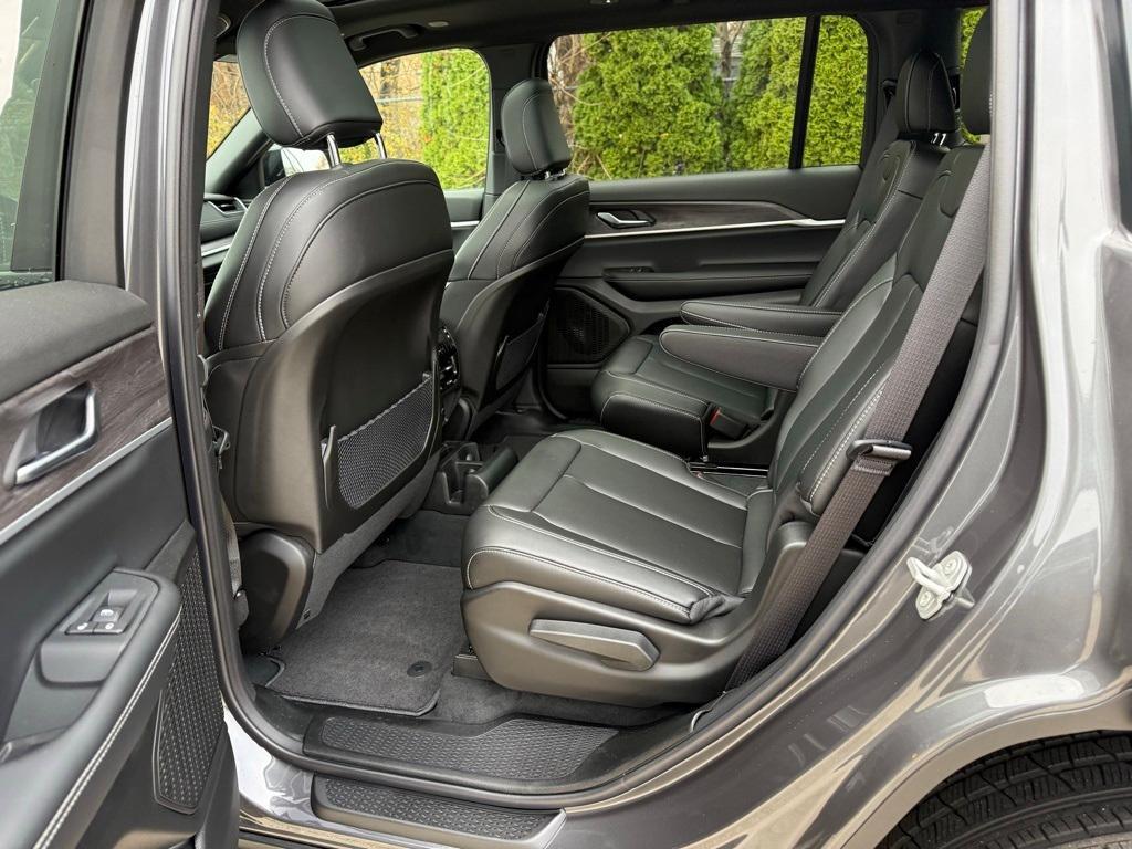 new 2025 Jeep Grand Cherokee L car, priced at $47,235