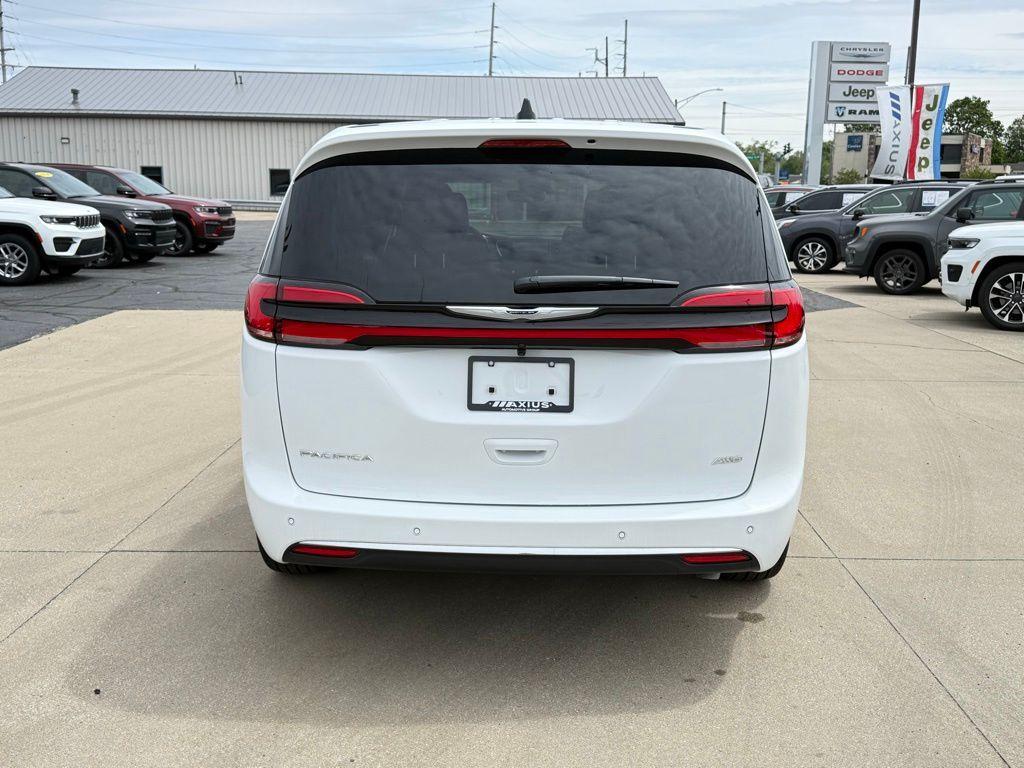 new 2026 Chrysler Pacifica car, priced at $43,297