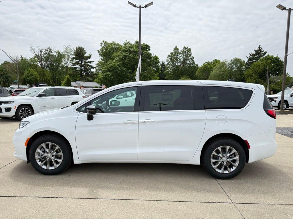 new 2026 Chrysler Pacifica car, priced at $43,297