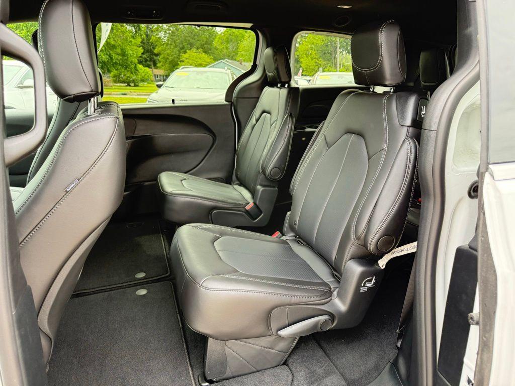 new 2026 Chrysler Pacifica car, priced at $43,297