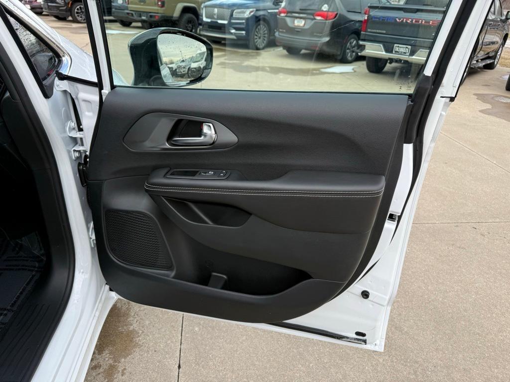 new 2026 Chrysler Voyager car, priced at $39,965