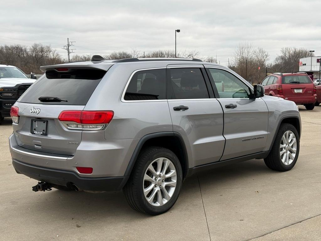 used 2017 Jeep Grand Cherokee car, priced at $8,724