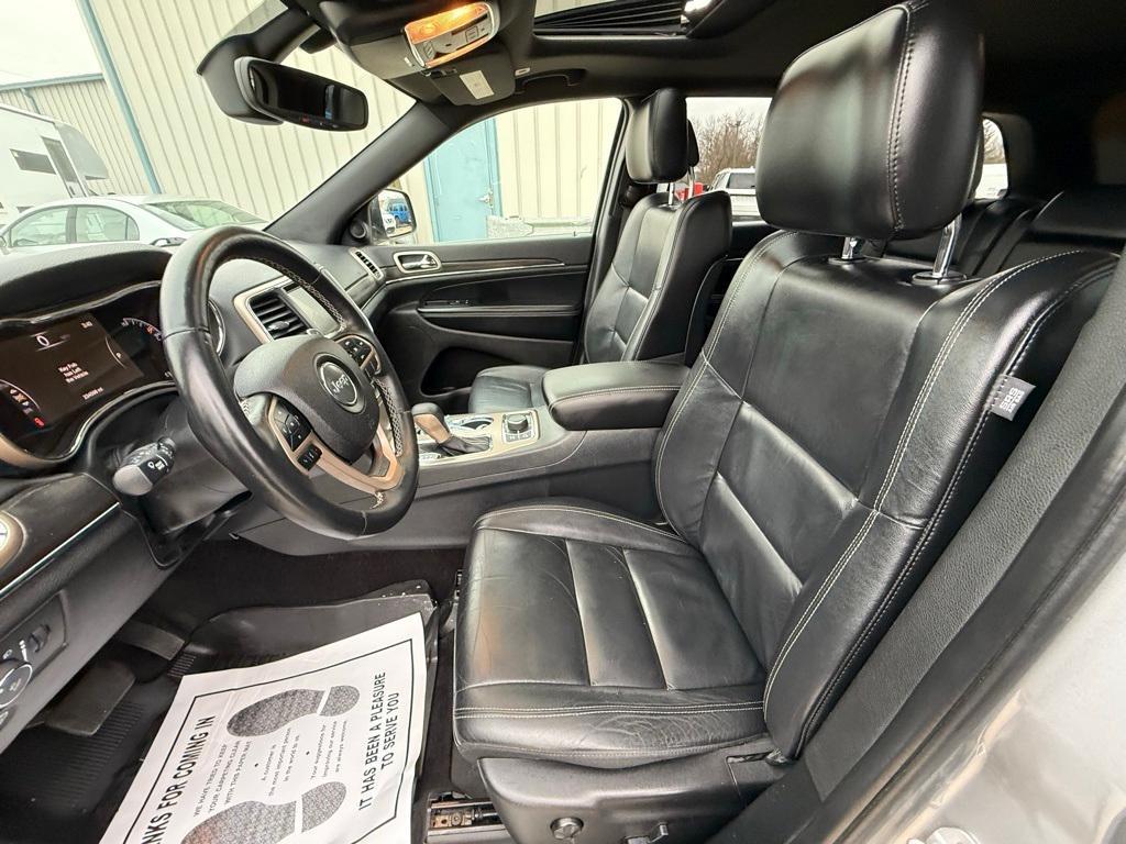 used 2017 Jeep Grand Cherokee car, priced at $8,724