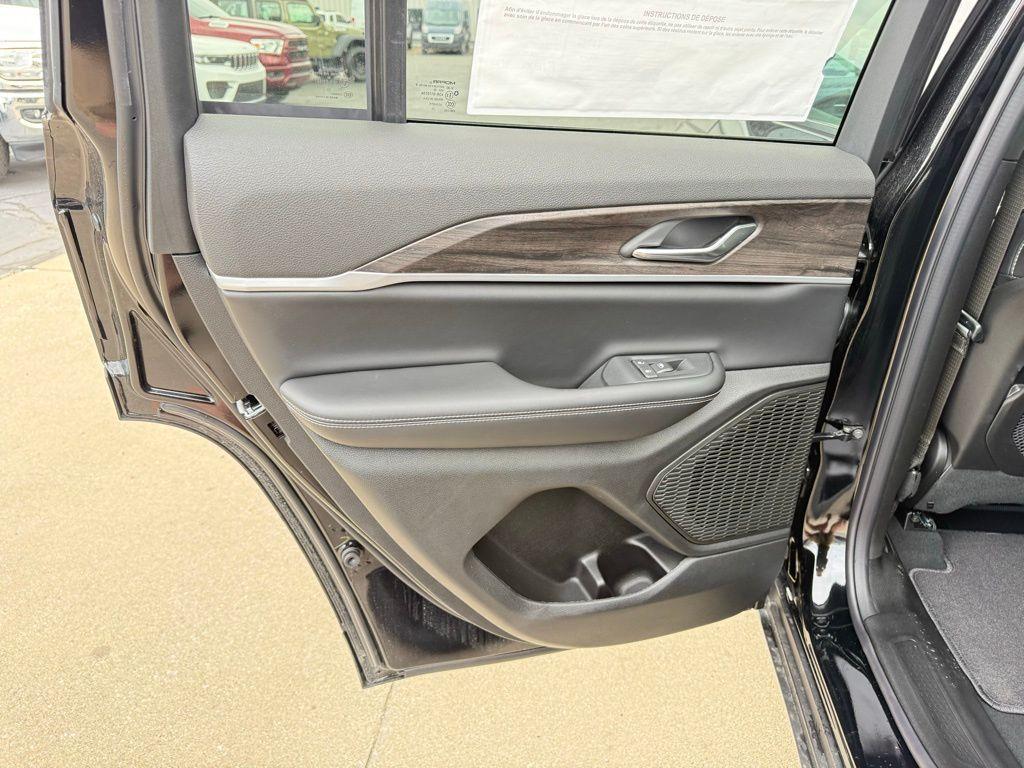 new 2026 Jeep Grand Cherokee car