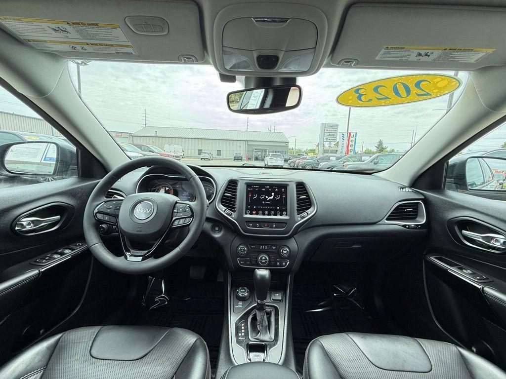 used 2023 Jeep Cherokee car, priced at $22,975