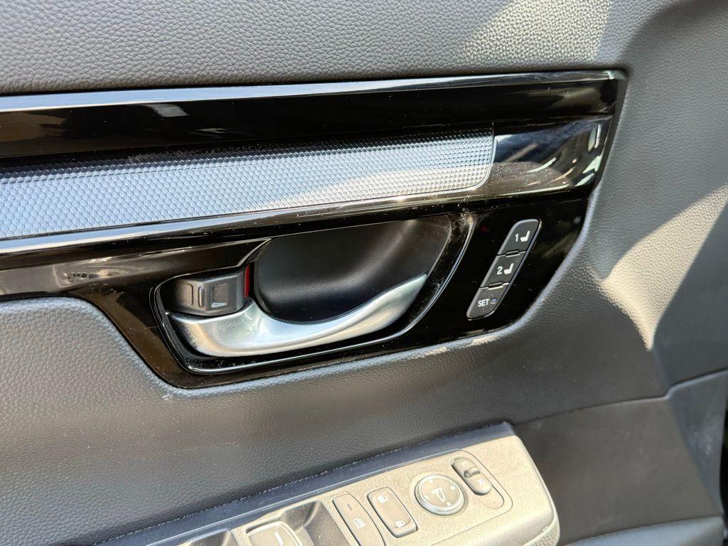 used 2024 Honda CR-V car, priced at $33,195