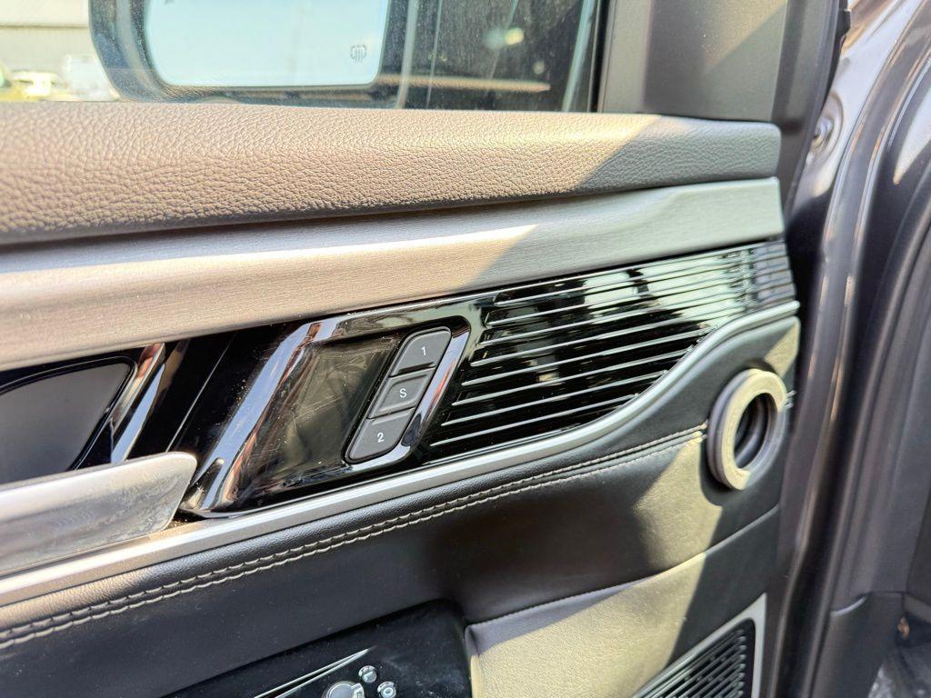 new 2026 Jeep Grand Wagoneer L car, priced at $81,650