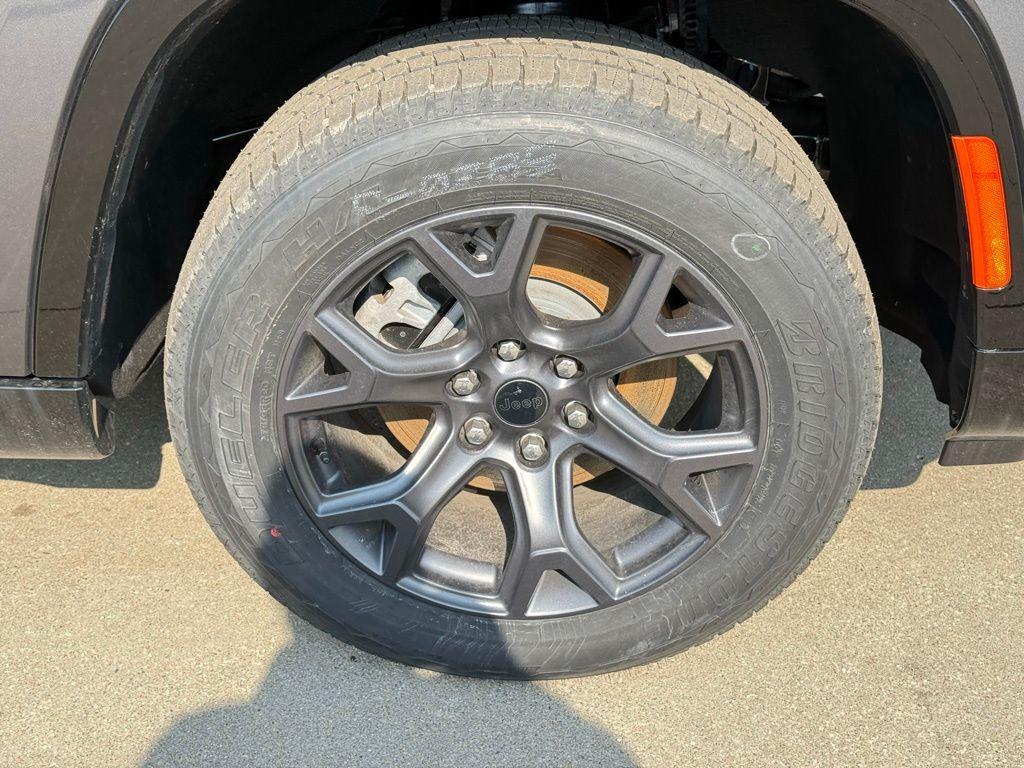 new 2026 Jeep Grand Wagoneer L car, priced at $81,650