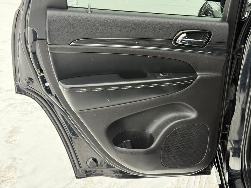 used 2021 Jeep Grand Cherokee car, priced at $27,981