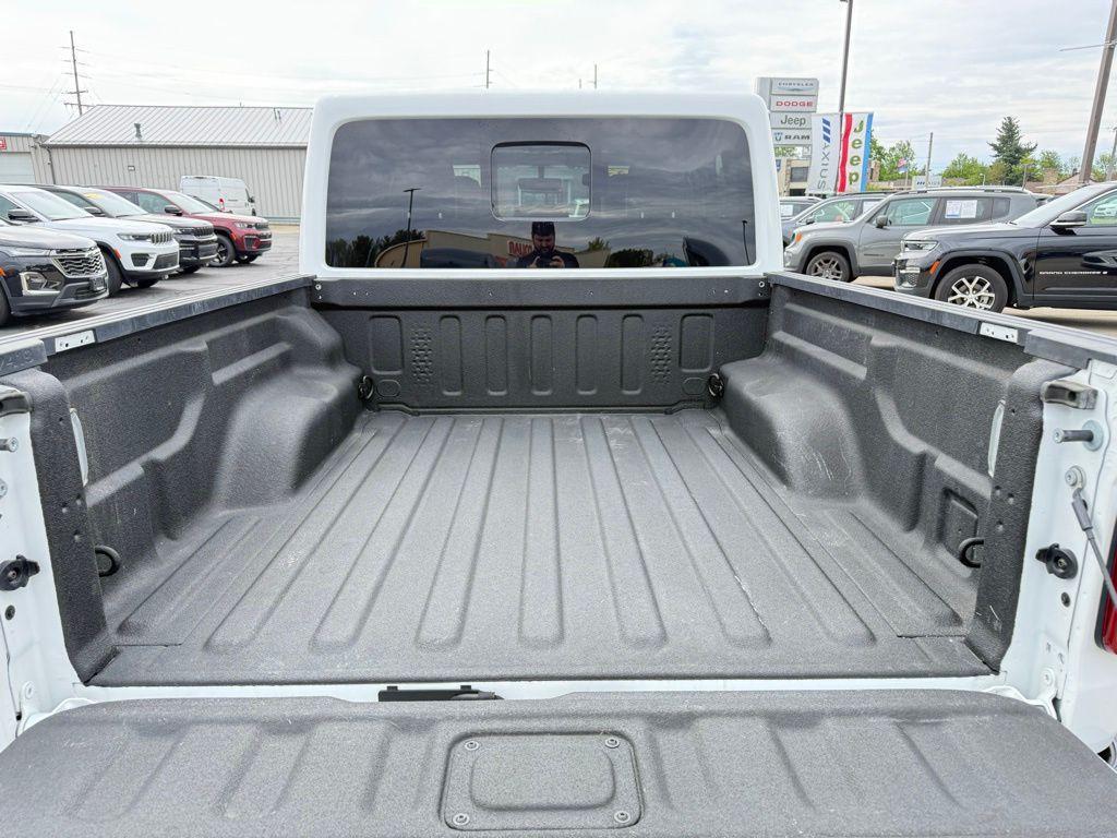 used 2023 Jeep Gladiator car, priced at $34,495