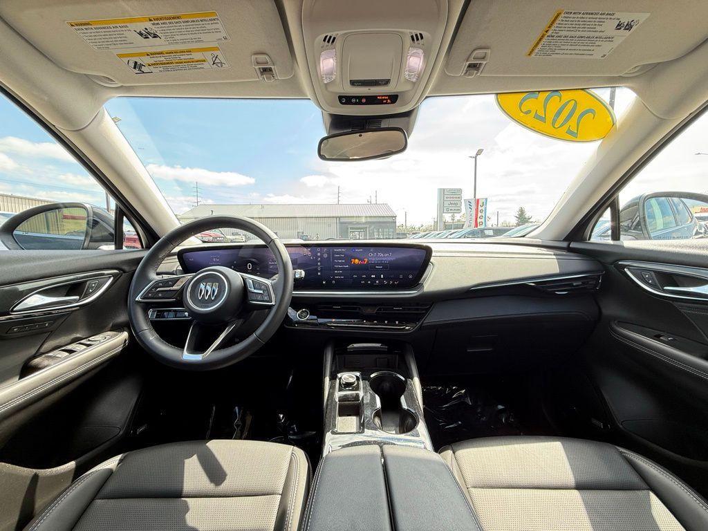 used 2025 Buick Envision car, priced at $29,275