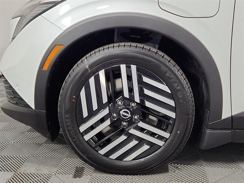 new 2026 Nissan Leaf car, priced at $38,415