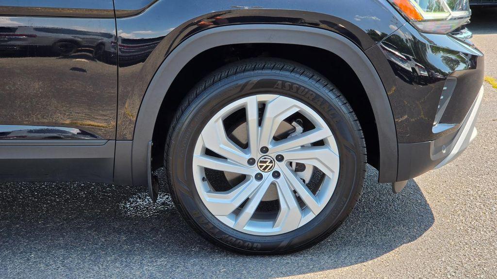 used 2023 Volkswagen Atlas car, priced at $32,995