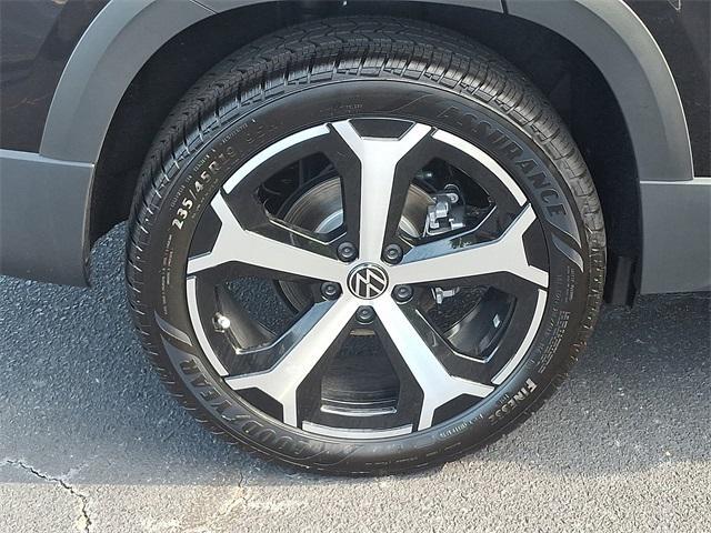 new 2025 Volkswagen Taos car, priced at $33,196