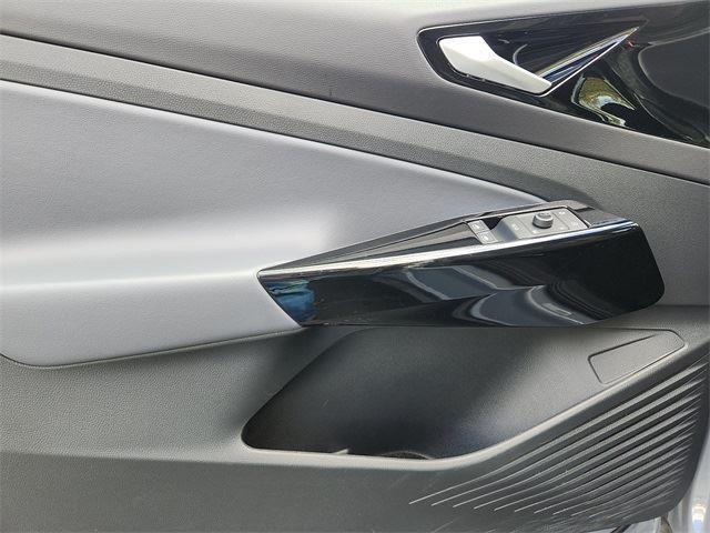 used 2022 Volkswagen ID.4 car, priced at $19,555