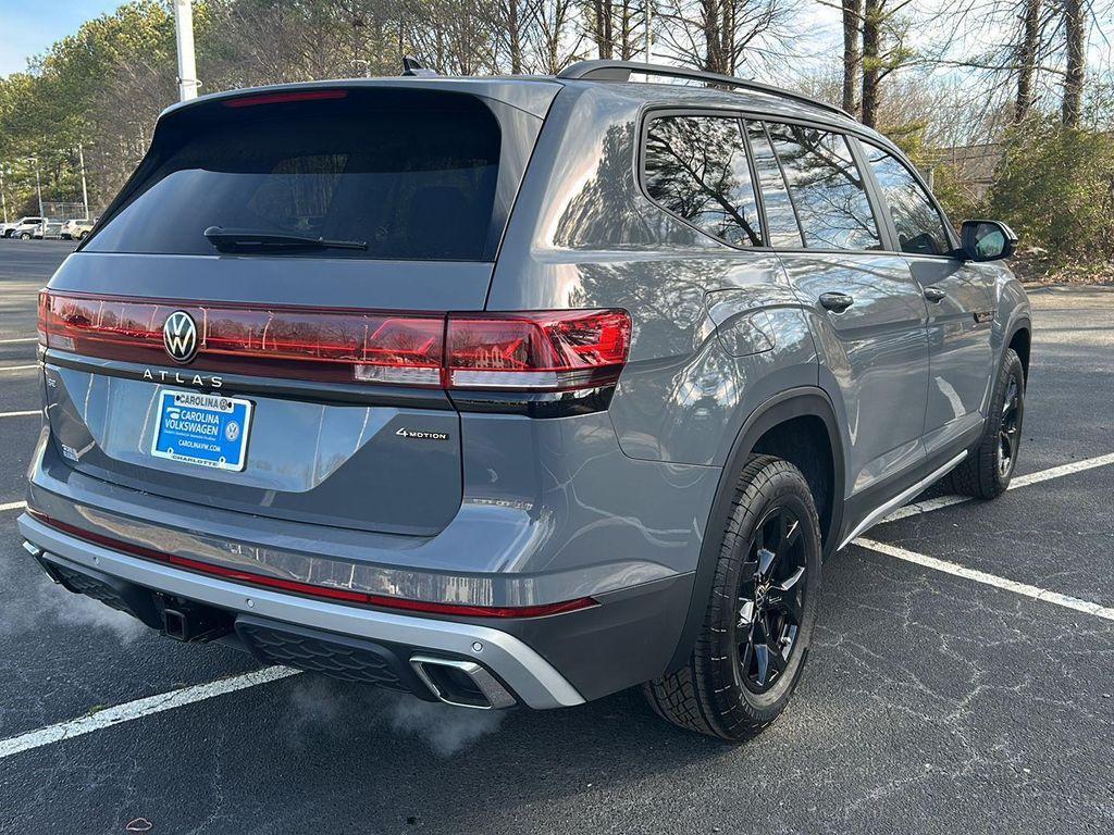 new 2026 Volkswagen Atlas car, priced at $51,188