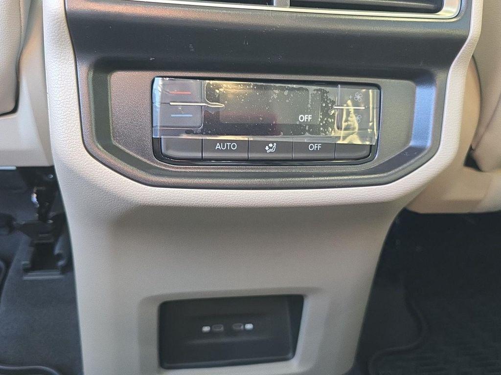 new 2026 Volkswagen Atlas car, priced at $42,357