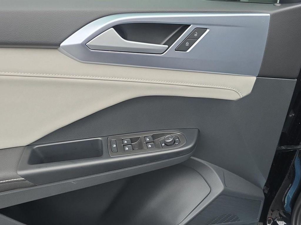 new 2026 Volkswagen Taos car, priced at $33,873