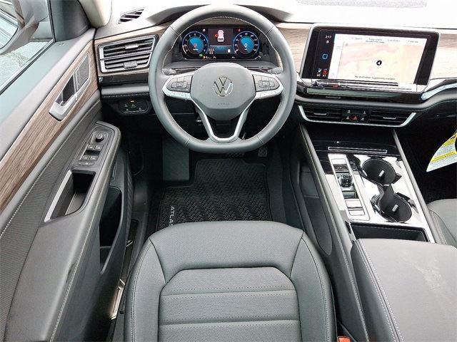 new 2025 Volkswagen Atlas car, priced at $44,855