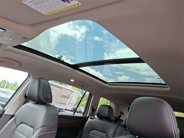 new 2025 Volkswagen Atlas car, priced at $44,855