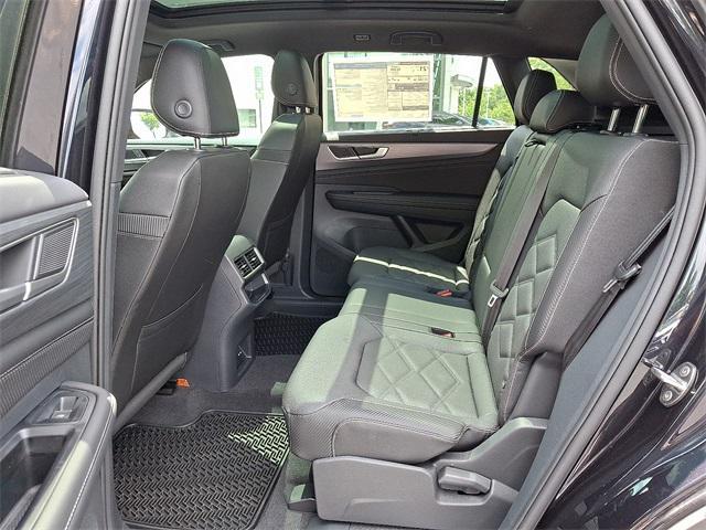 new 2025 Volkswagen Atlas Cross Sport car, priced at $41,546