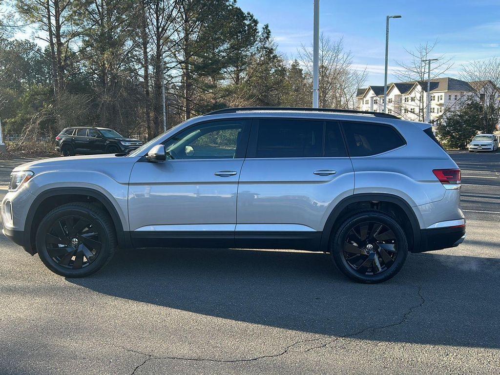 new 2026 Volkswagen Atlas car, priced at $48,301