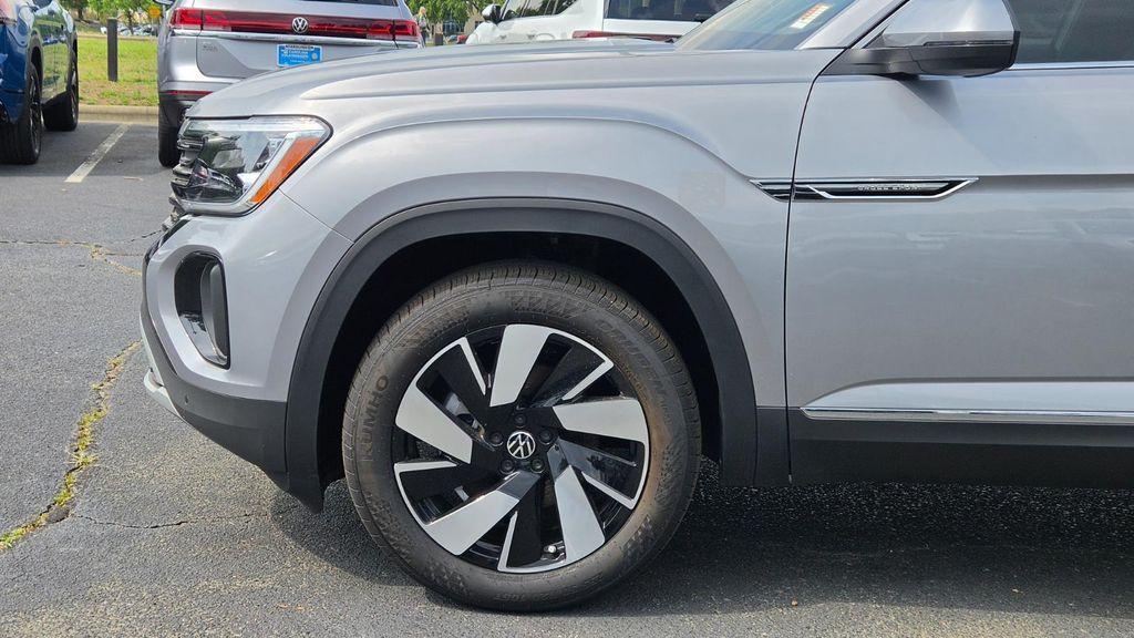 new 2026 Volkswagen Atlas Cross Sport car, priced at $45,497