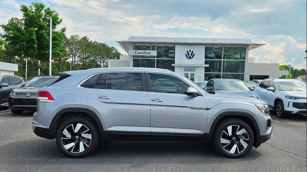 new 2026 Volkswagen Atlas Cross Sport car, priced at $45,497