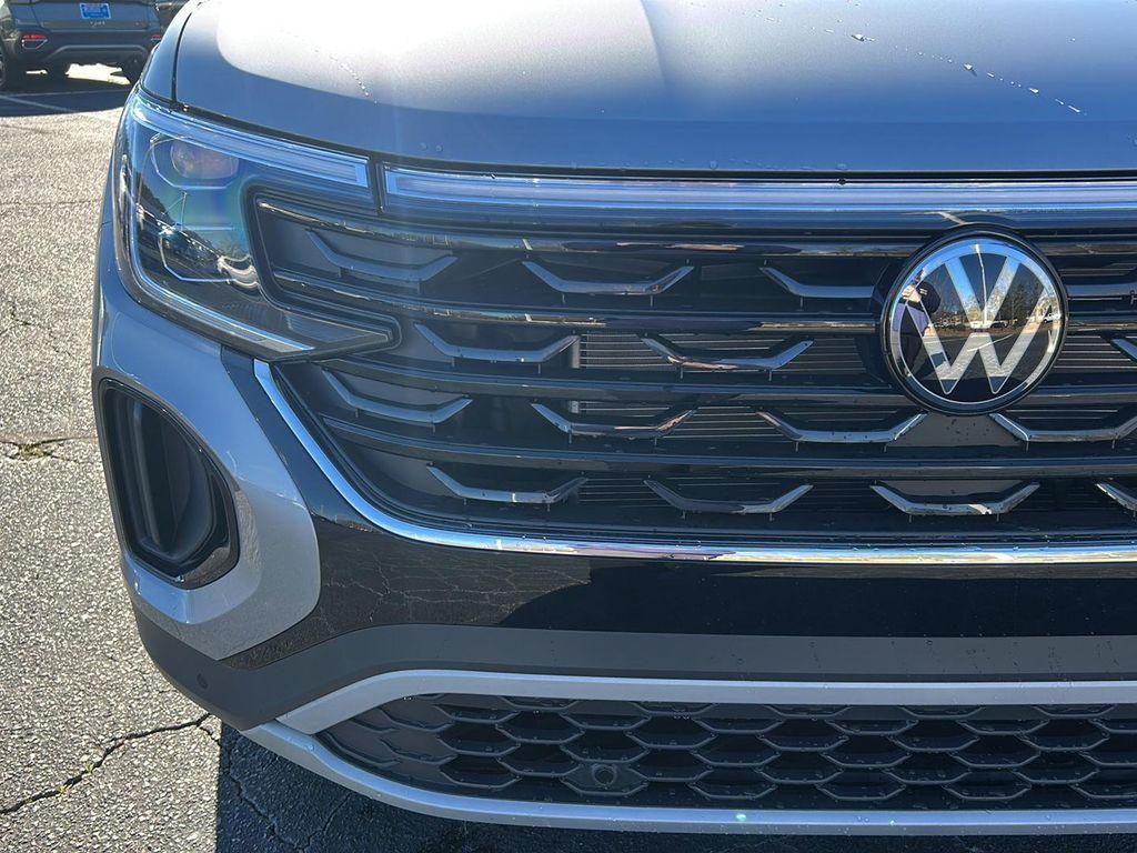 new 2026 Volkswagen Atlas Cross Sport car, priced at $51,283