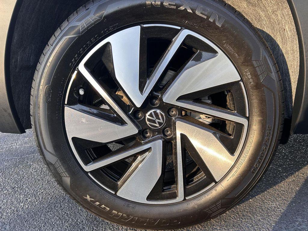 new 2026 Volkswagen Atlas car, priced at $47,553