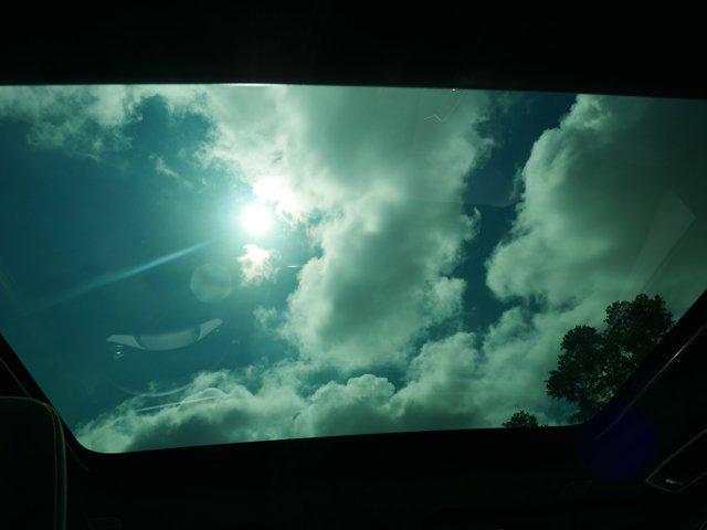 2025 LIGURIAN BLACK Land Rover Range Rover Sport