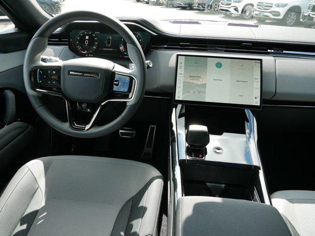 2025 LIGURIAN BLACK Land Rover Range Rover Sport