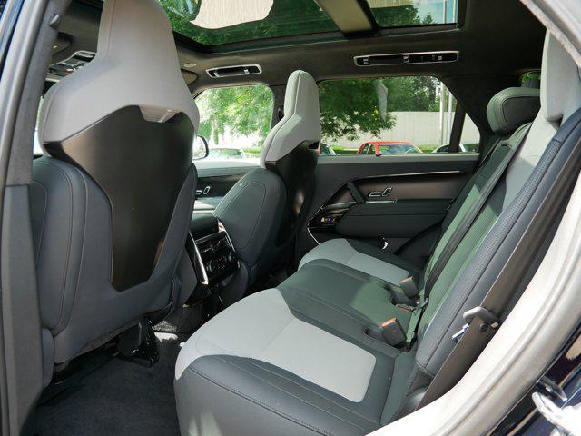 2025 LIGURIAN BLACK Land Rover Range Rover Sport